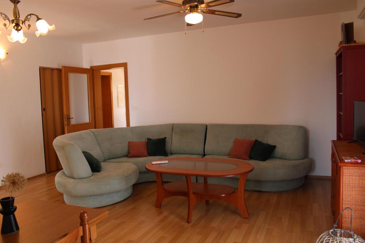 Apartment Noel Sveti Vid-Miholjice Extérieur photo